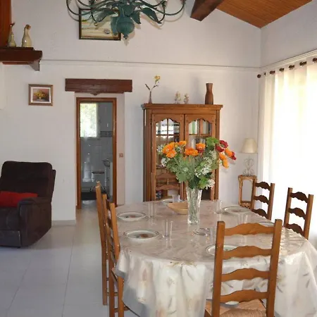 4 Pieces Avec Jardin Arbore Proche Mer, Calme Et Grands Espaces - - Fr-1-225-460 Holiday home *