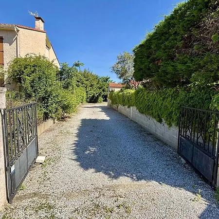Holiday home 4 Pieces Avec Jardin Arbore Proche Mer, Calme Et Grands Espaces - - Fr-1-225-460